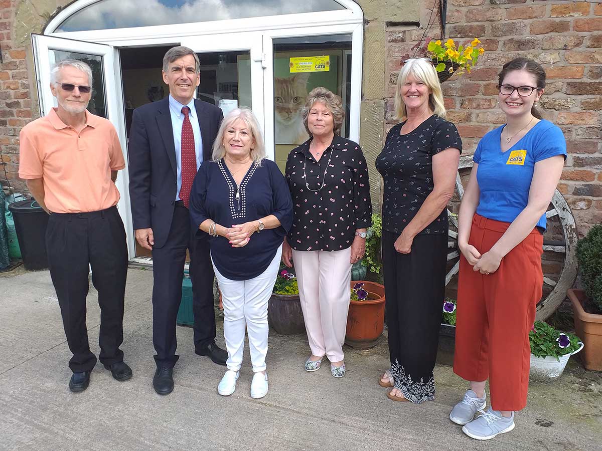 Animal Welfare Minister visits Cats Protection Macclesfield Companion
